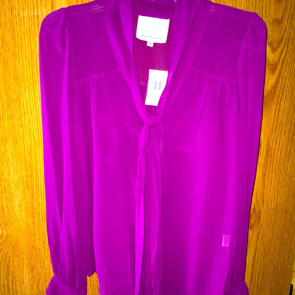 Brand New Madison Marcus silk blouse